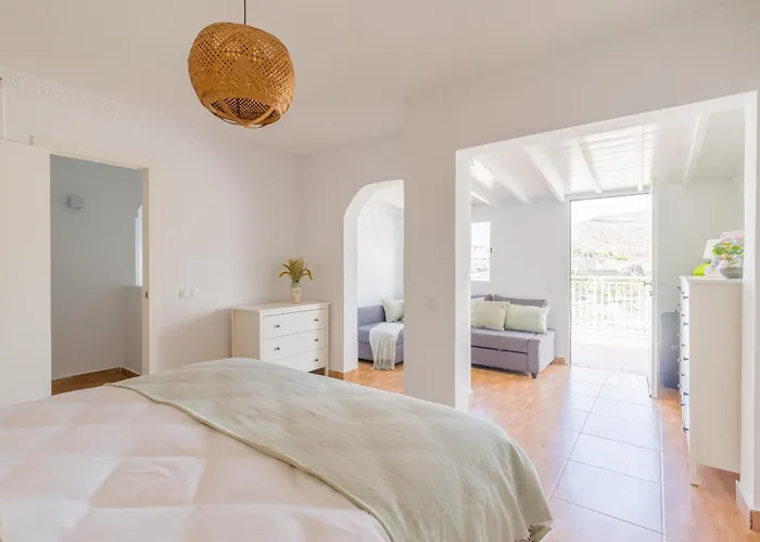 Sunset House Caideros
