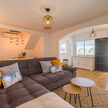 Дом отдыха Sunset House Caideros *