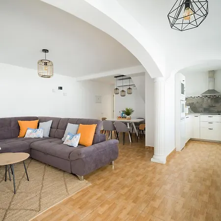 Sunset House Caideros Дом отдыха *