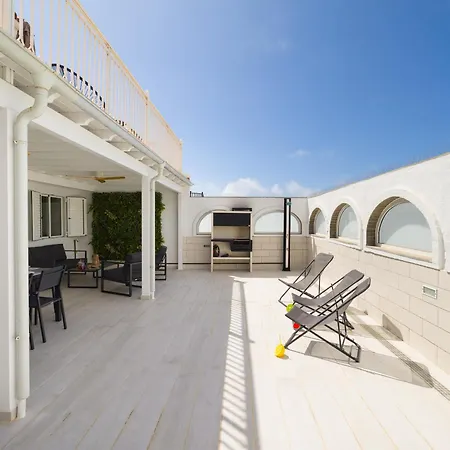 Sunset House Caideros Дом отдыха Моган